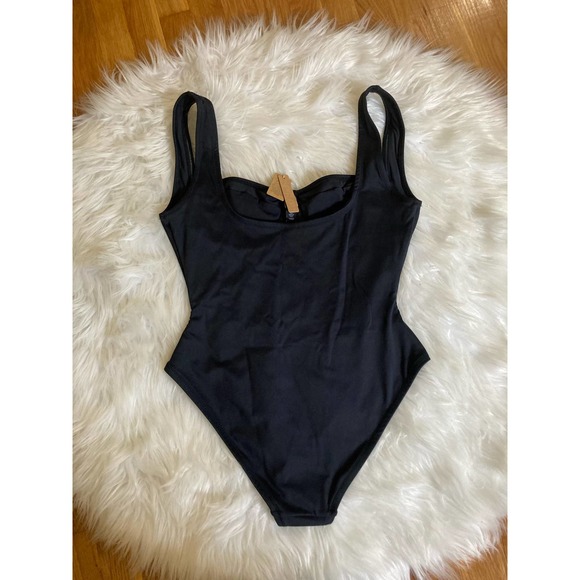 Skims Shaping swimwear underwire one piece xxs built in bra black onyx swim suit - Picture 9 of 9